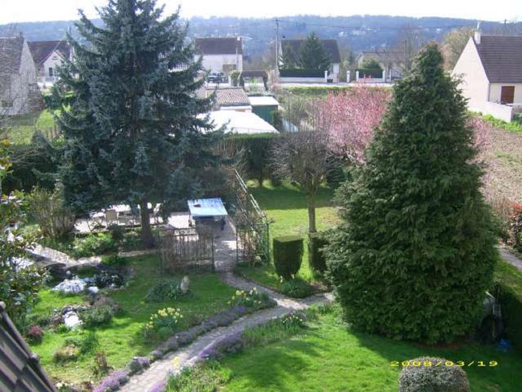 Les Nympheas, Appart Au Calme Et Grand Jardin A 15 Min De Disneyland, Crecy-la-Chapelle Rom bilde