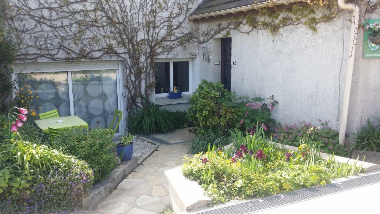 Les Nympheas, Appart Au Calme Et Grand Jardin A 15 Min De Disneyland, Crecy-la-Chapelle Eksteriør bilde